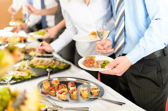 reasons-to-book-a-buffet-for-your-next-corporate-dinner
